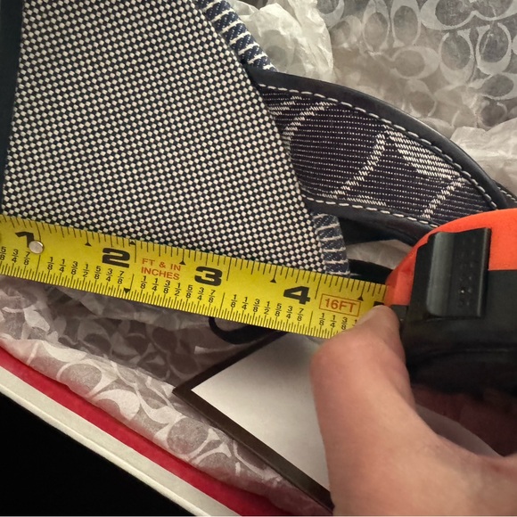 New Coach wedges size 7.5 - Picture 7 of 7